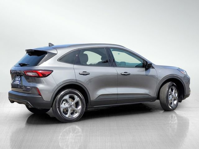 Certified 2025 Ford Escape ST-Line AWD/4WD image 4