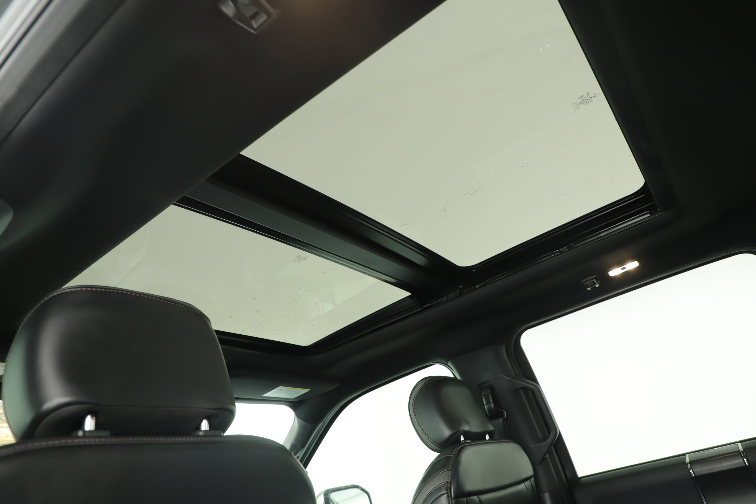 Certified 2020 Ford F150 Platinum w/ Equipment Group 701A Luxury image 13