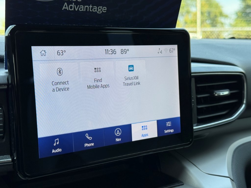 Certified 2023 Ford Explorer XLT w/ Equipment Group 202A AWD/4WD image 30