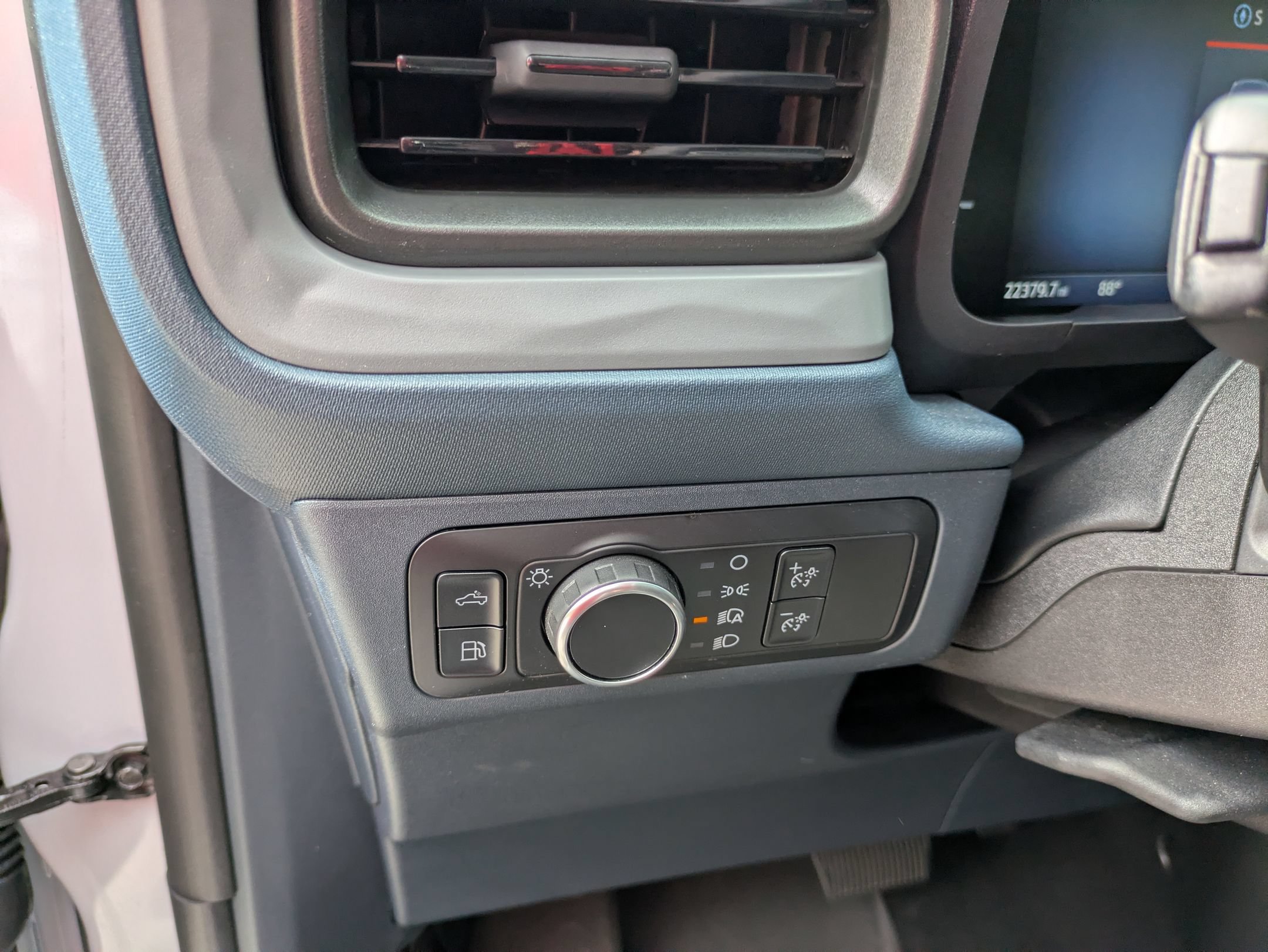 Certified 2025 Ford Maverick XLT AWD/4WD image 18