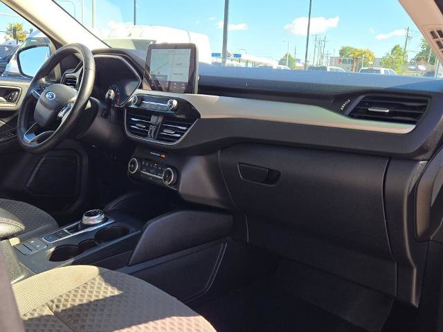 Certified 2022 Ford Escape SE w/ Cold Weather Package FWD image 5