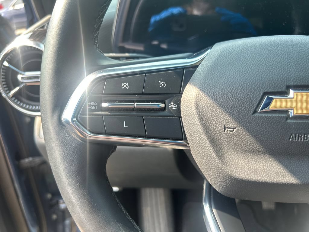 Used 2025 Chevrolet Equinox LT w/ Convenience Package II FWD image 20