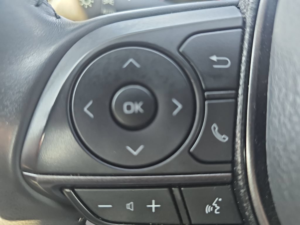 Used 2024 Toyota Camry SE AWD/4WD image 16