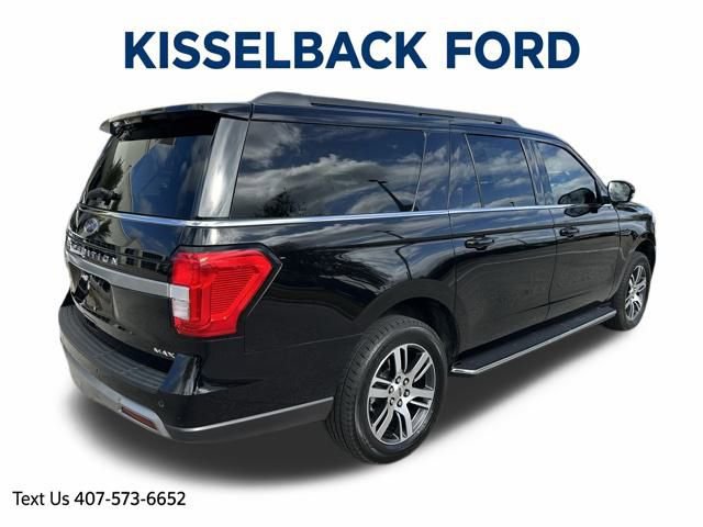 Certified 2022 Ford Expedition Max XLT image 3
