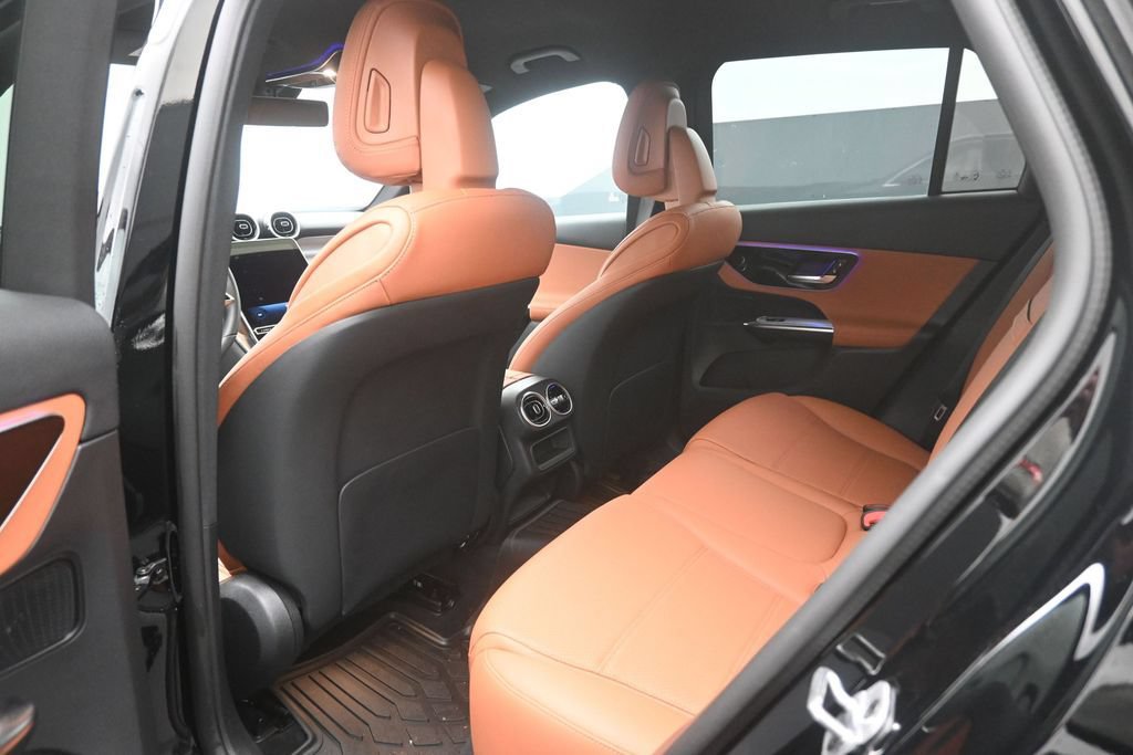 Used 2026 Mercedes-Benz GLC 300 image 25