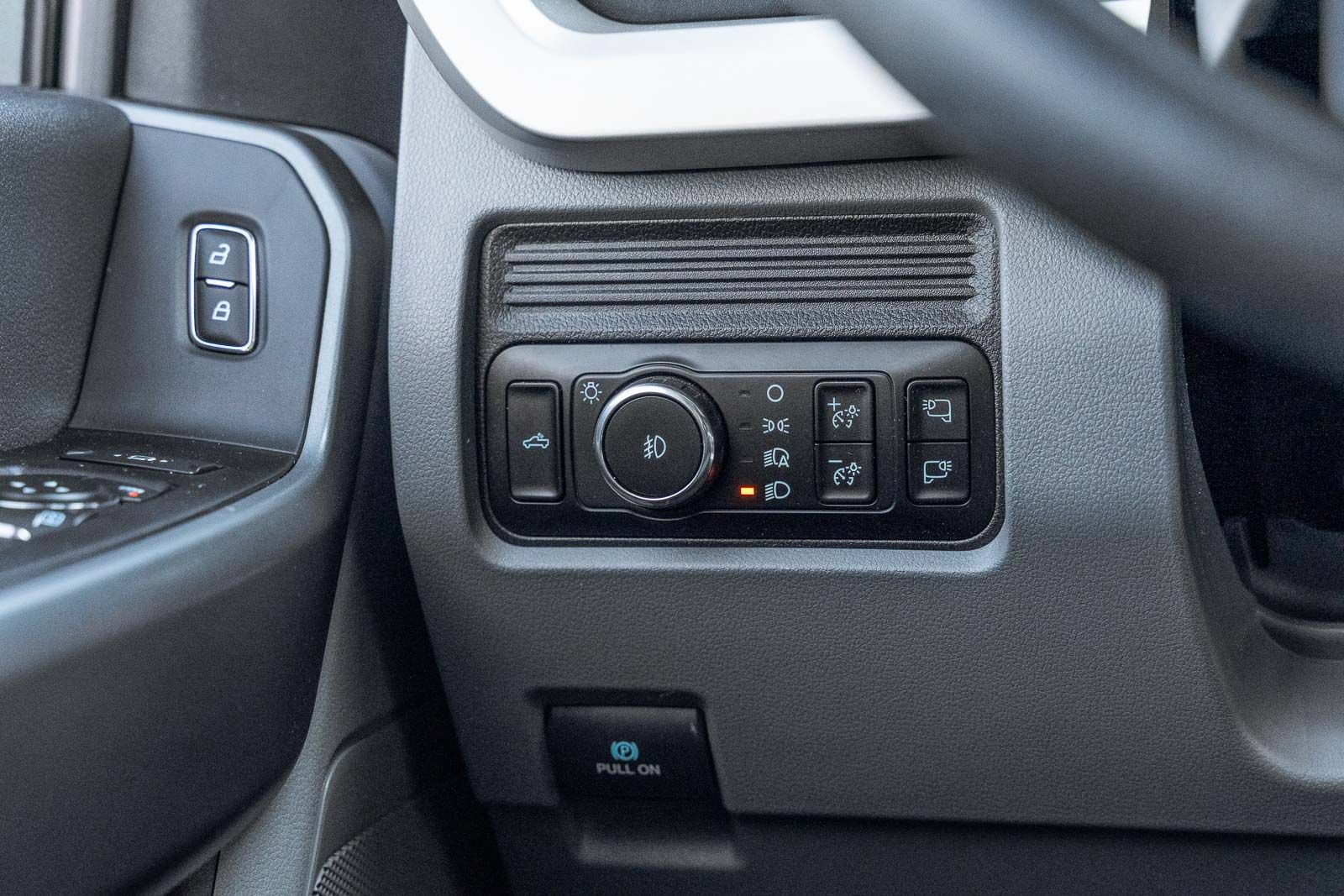 Certified 2025 Ford F250 XLT AWD/4WD image 26