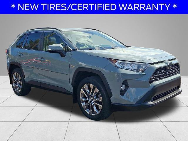 Used 2019 Toyota RAV4 XLE Premium AWD/4WD image 6