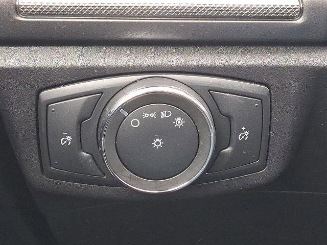 Certified 2017 Ford Fusion SE w/ Fusion SE Technology Package image 24