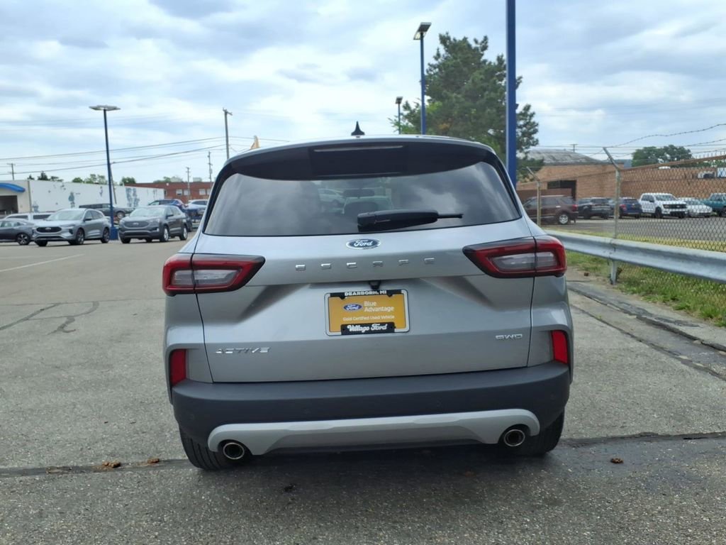 Certified 2023 Ford Escape Active w/ Tech Pack #1 AWD/4WD image 8