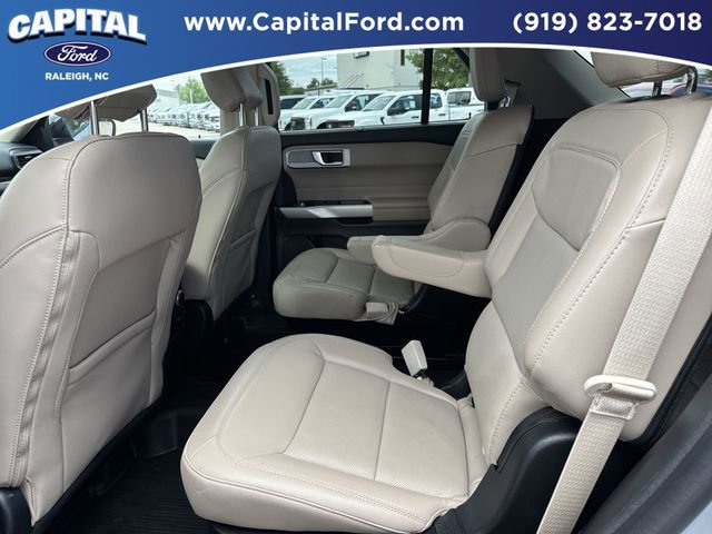 Certified 2022 Ford Explorer Limited w/ Hybrid Equipment Group 310A image 16