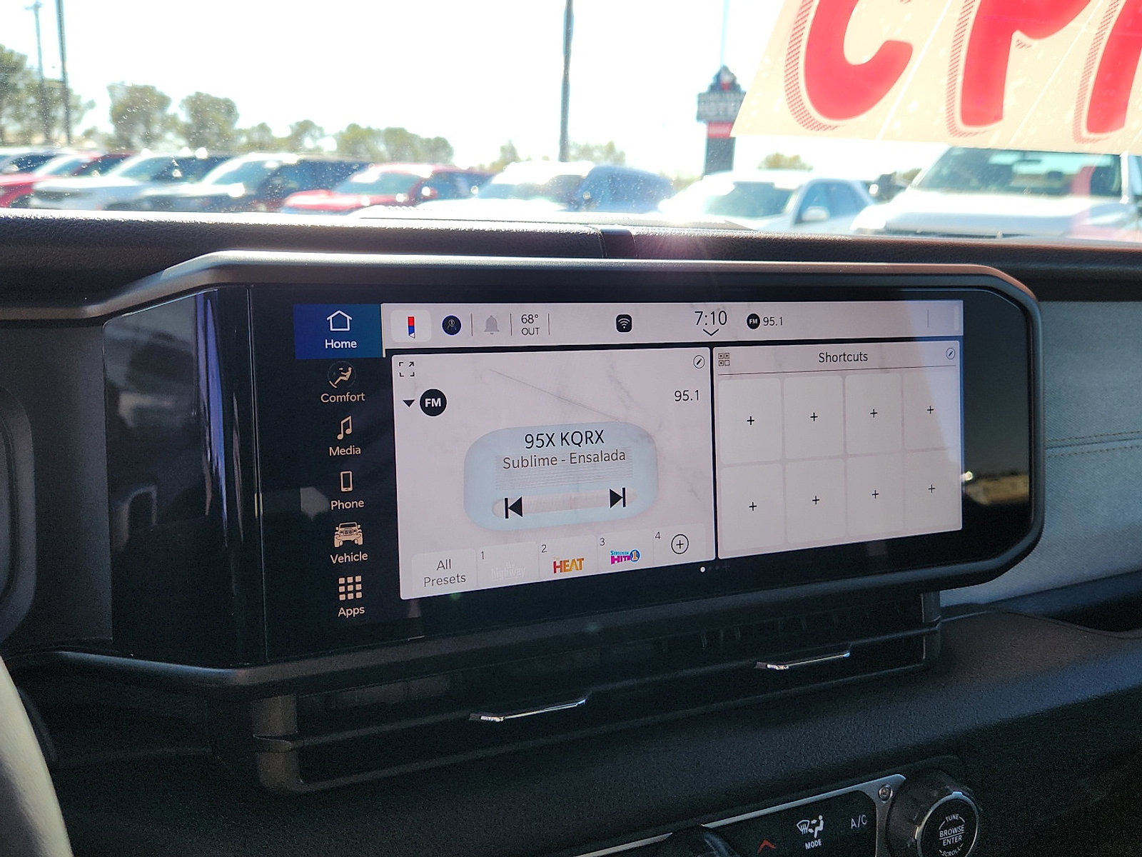 Used 2024 Jeep Wrangler Unlimited Sport image 12