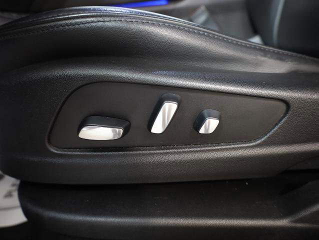 Used 2019 Cadillac XT5 Luxury AWD/4WD image 22