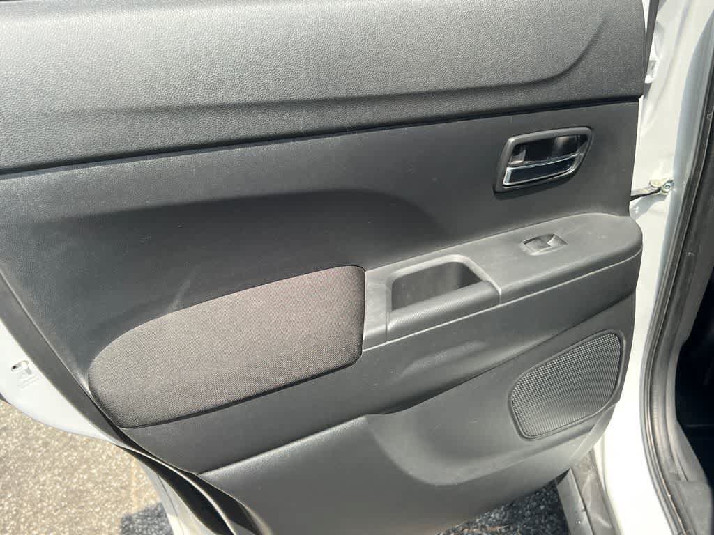 Used 2024 Mitsubishi Outlander Sport AWD image 21