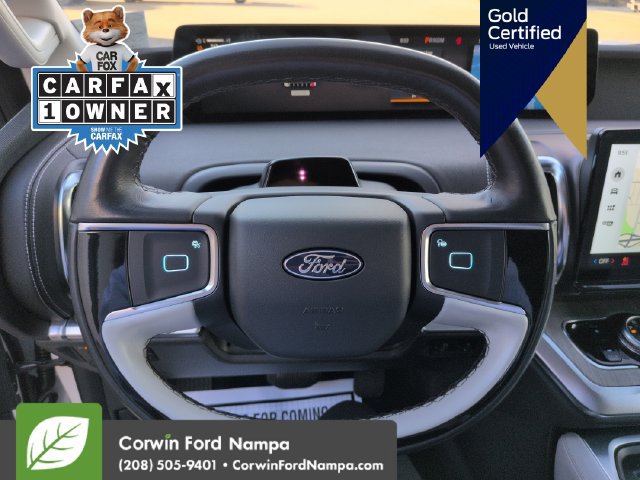 Certified 2025 Ford Expedition Platinum w/ Platinum Ultimate Package AWD/4WD image 16