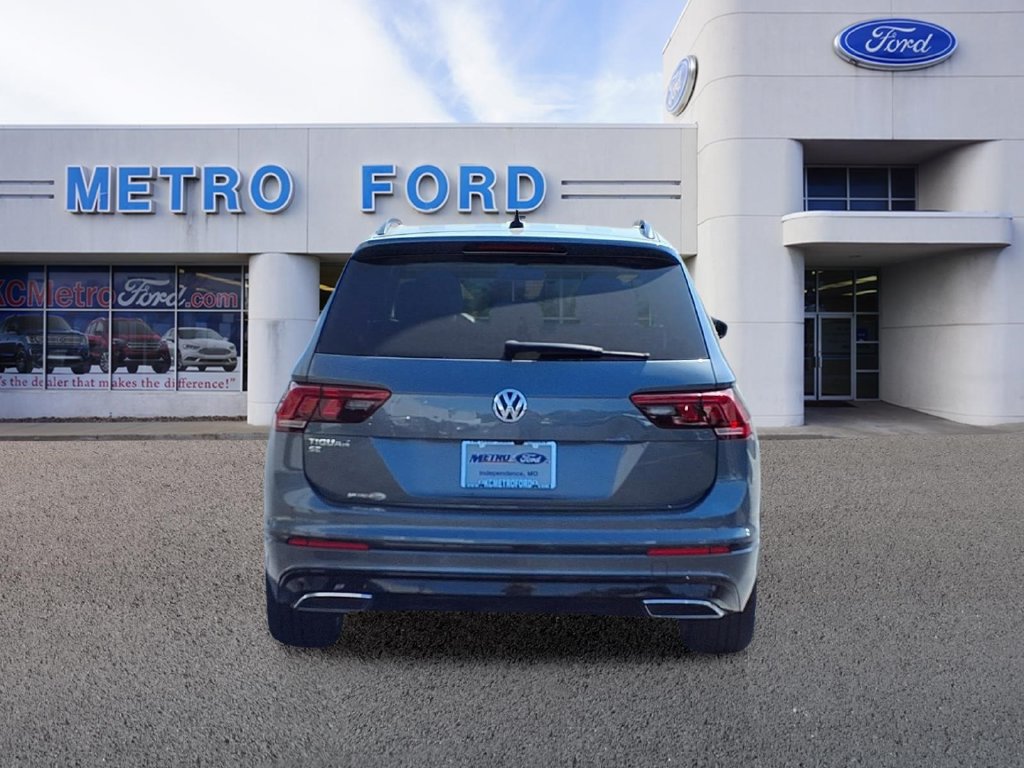 Used 2020 Volkswagen Tiguan SE R-Line FWD image 4