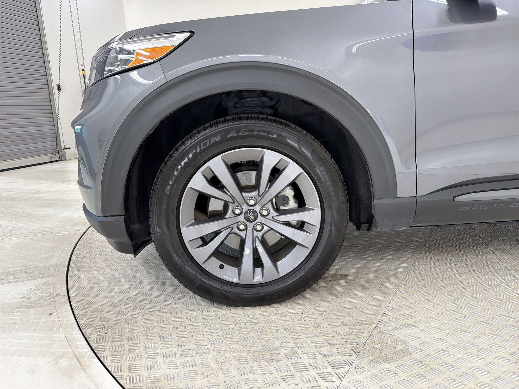 Certified 2021 Ford Explorer XLT w/ Equipment Group 202A RWD image 12