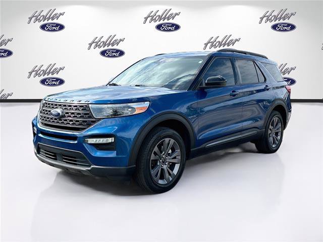 Certified 2022 Ford Explorer XLT w/ Equipment Group 202A AWD/4WD image 3
