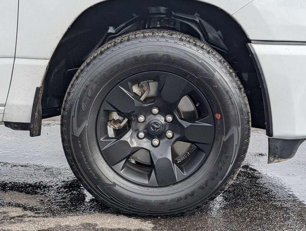 Used 2025 RAM 1500 Tradesman w/ Night Edition image 16