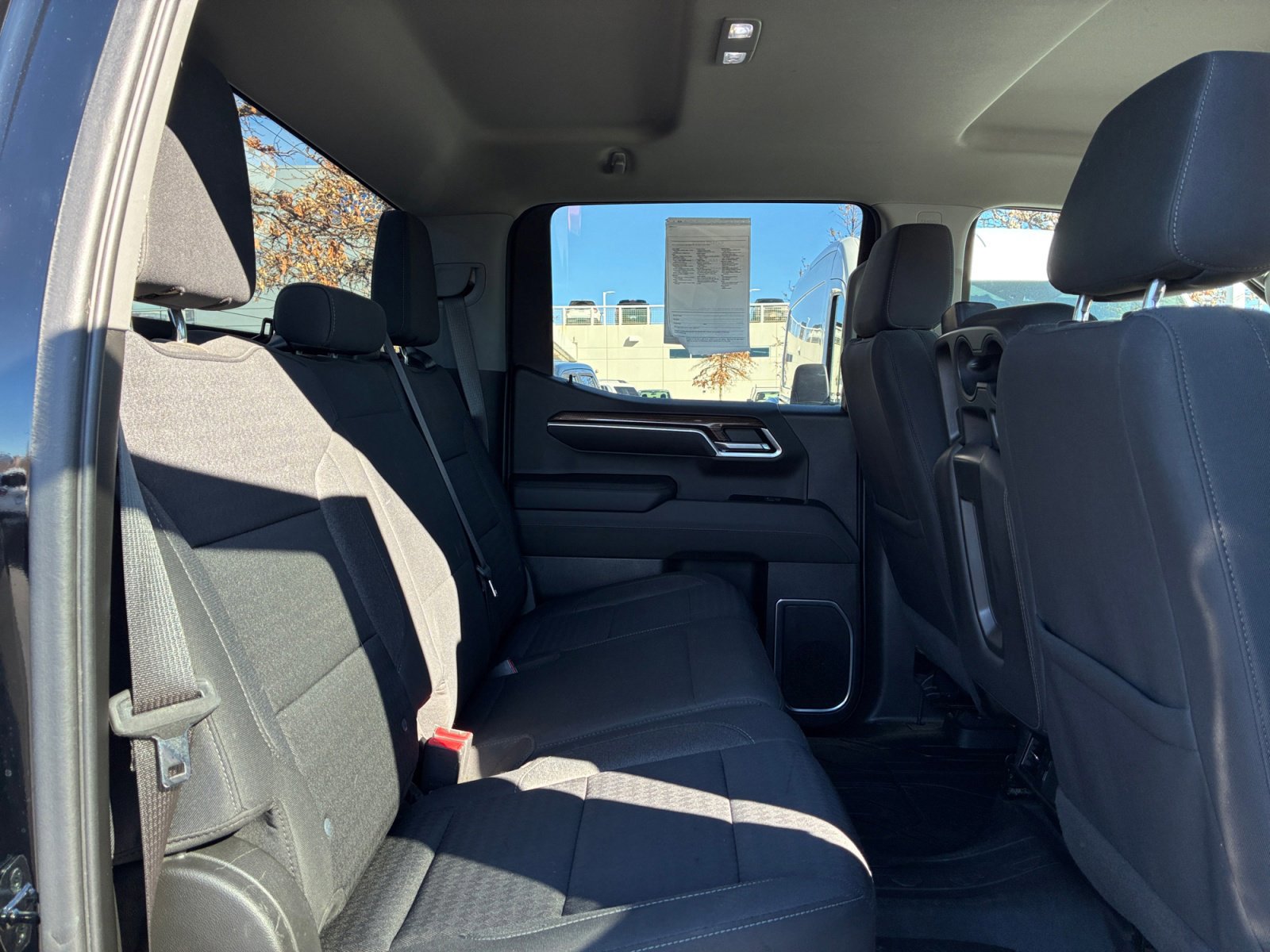 Used 2022 Chevrolet Silverado 1500 LT image 18