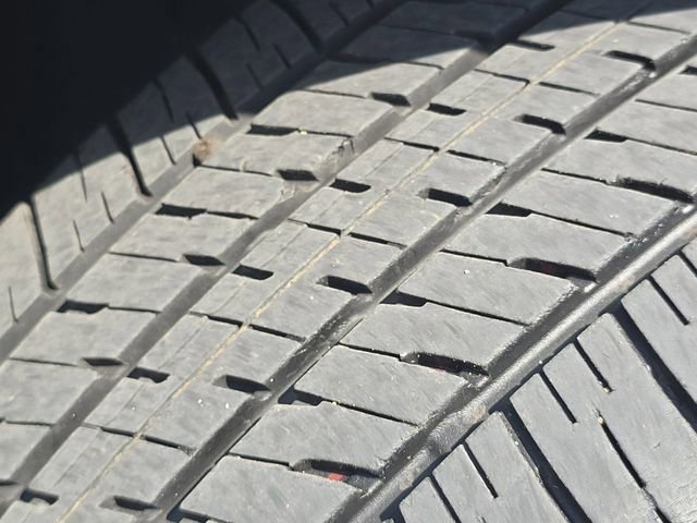 Used 2022 Volkswagen Tiguan SE AWD/4WD image 15