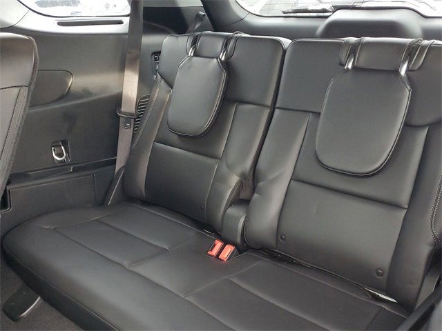 Certified 2024 Ford Explorer XLT w/ Equipment Group 202A image 29