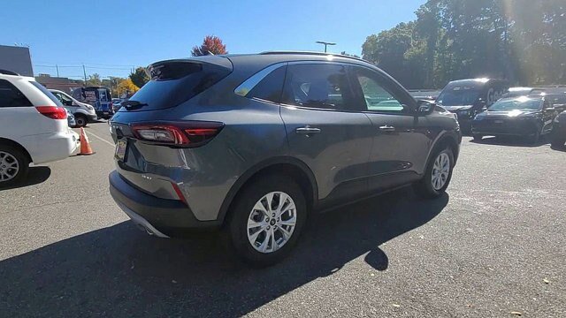 Certified 2024 Ford Escape Active w/ Tech Pack #1 AWD/4WD image 8