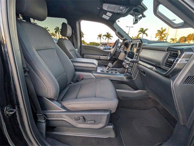 Certified 2022 Ford F150 XLT w/ Equipment Group 302A High image 17