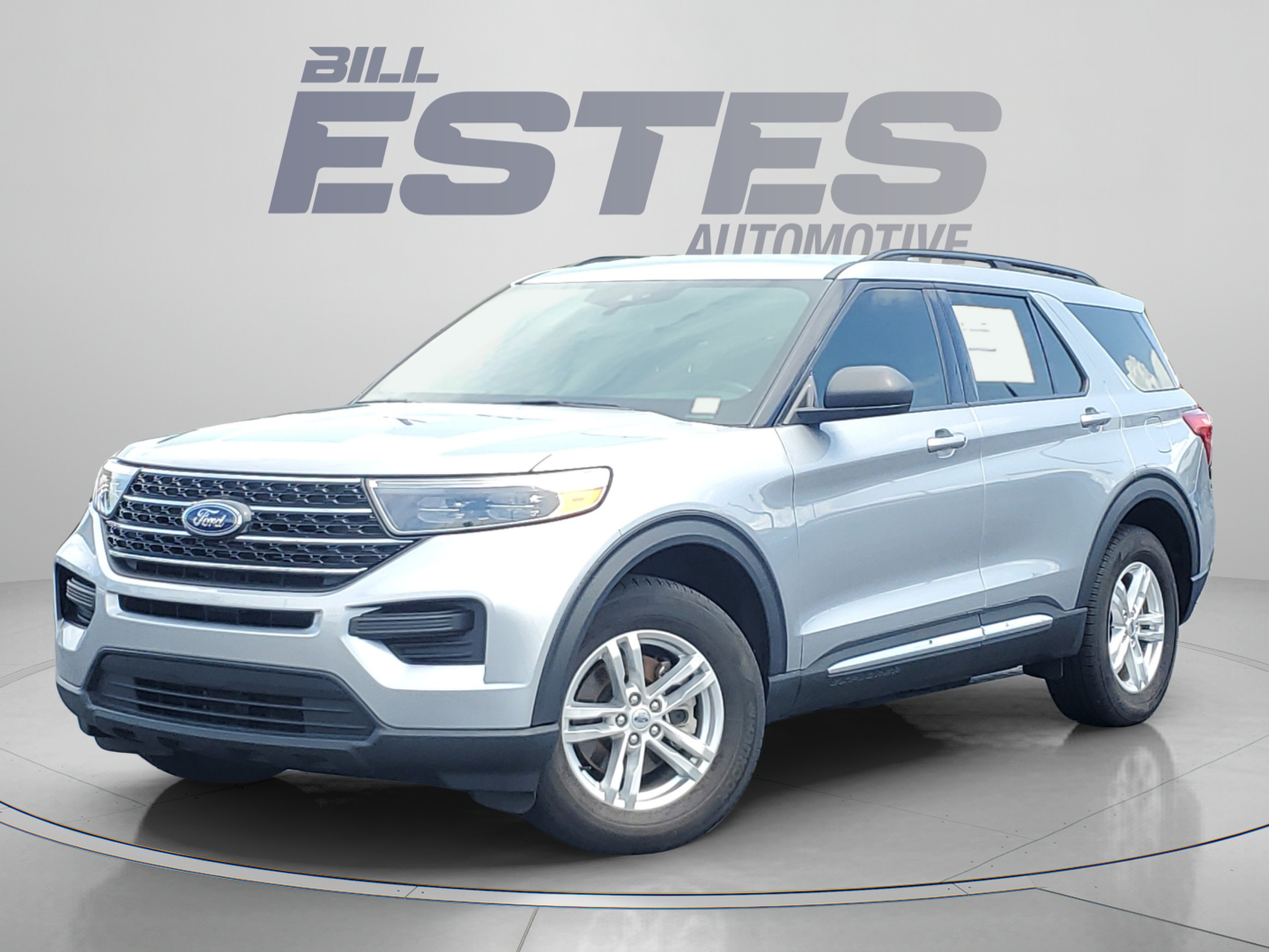 Certified 2023 Ford Explorer XLT w/ Class IV Trailer Tow Package AWD/4WD image 1