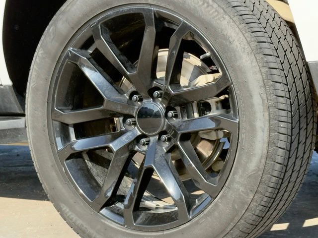 Used 2023 Chevrolet Tahoe RST w/ Luxury Package AWD/4WD image 13
