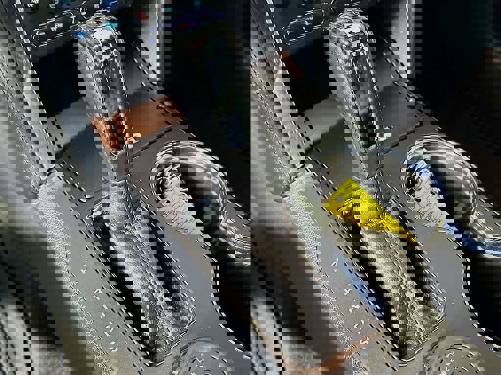 Certified 2017 Ford Explorer Platinum image 22