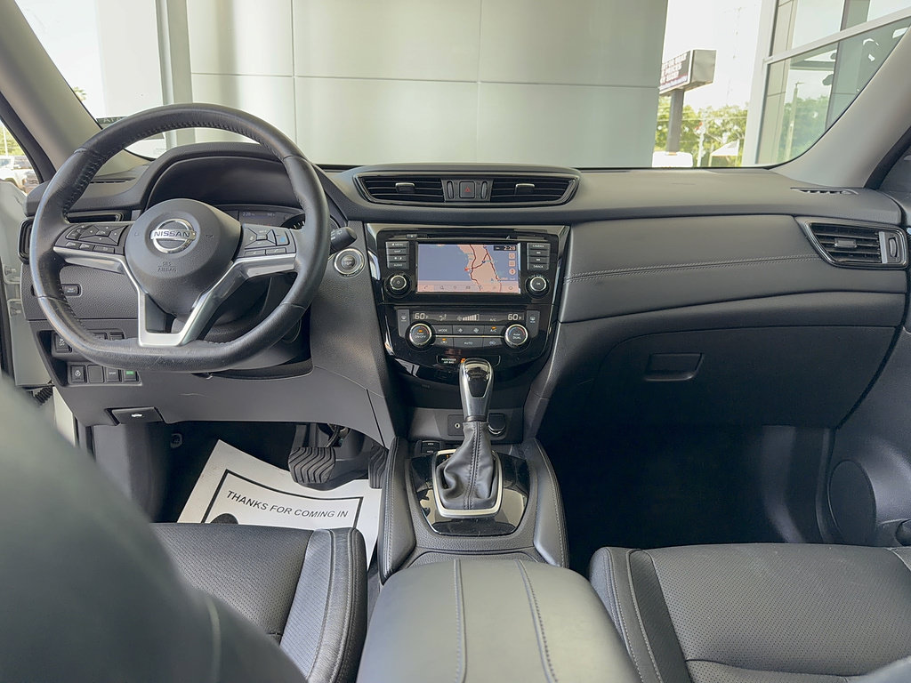 Used 2018 Nissan Rogue SL w/ Premium Package FWD image 29