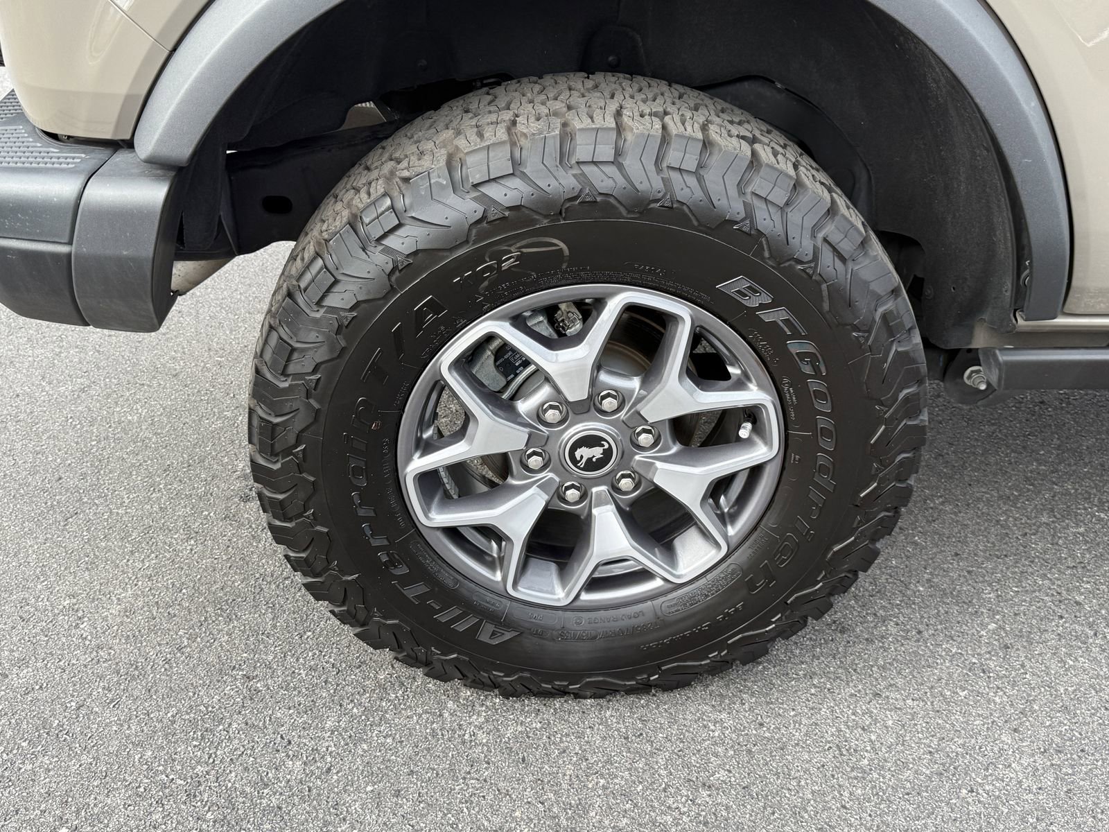 Certified 2025 Ford Bronco Badlands AWD/4WD image 35