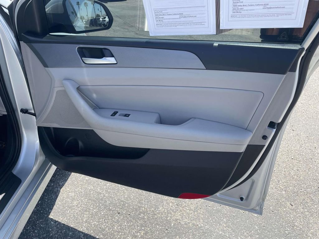 Used 2019 Hyundai Sonata SEL FWD image 23