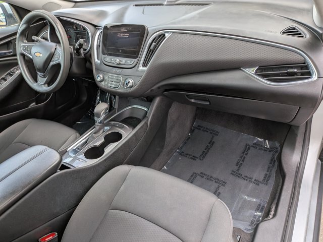 Used 2021 Chevrolet Malibu LT FWD image 38