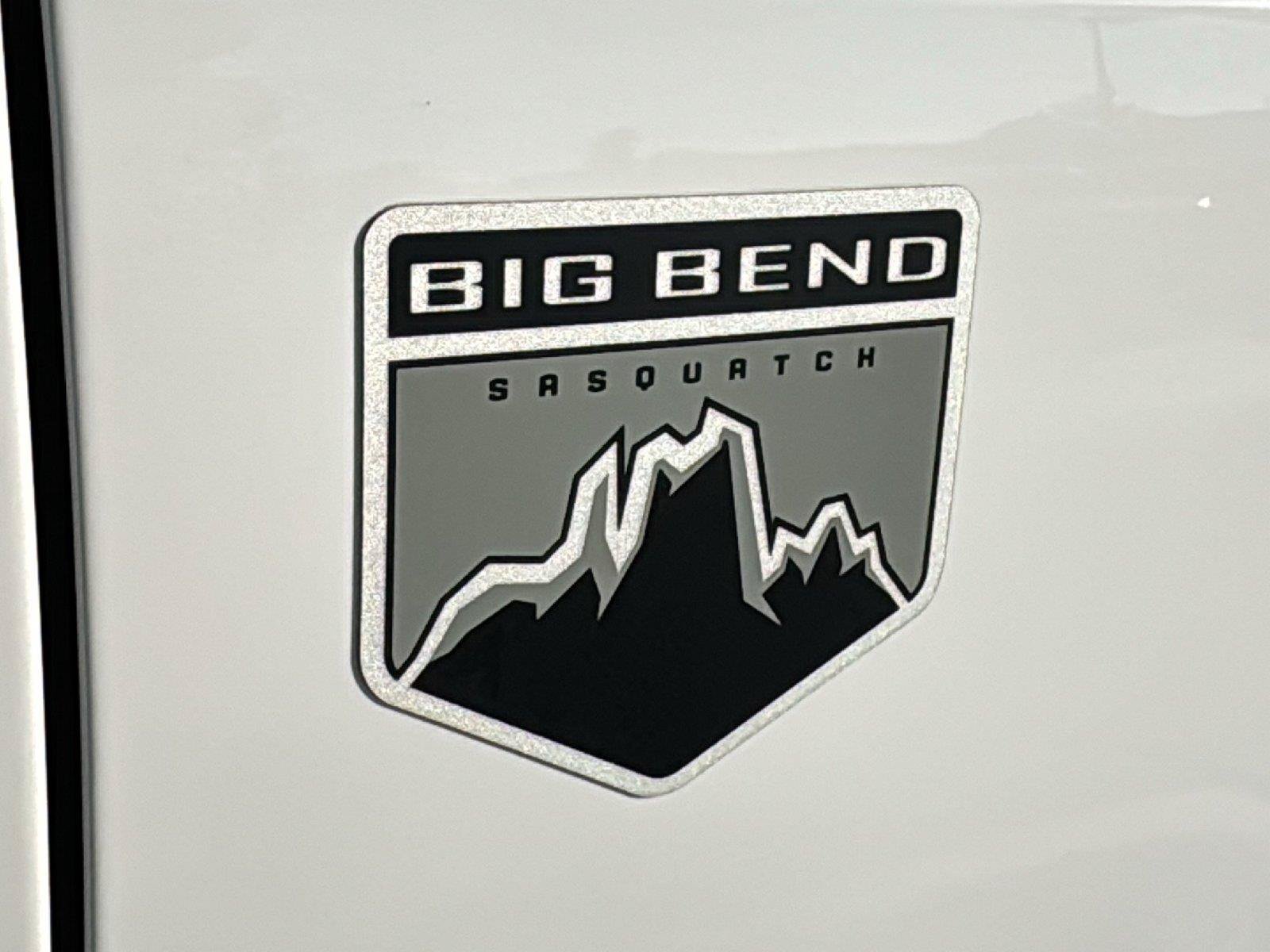 Certified 2023 Ford Bronco Big Bend w/ Sasquatch Package AWD/4WD image 8