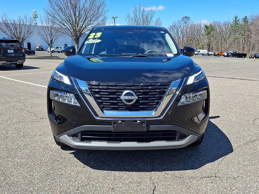 Used 2023 Nissan Rogue SV AWD/4WD image 5