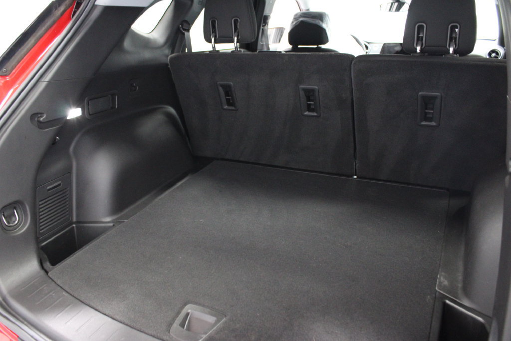 Used 2021 Chevrolet Blazer LT FWD image 15