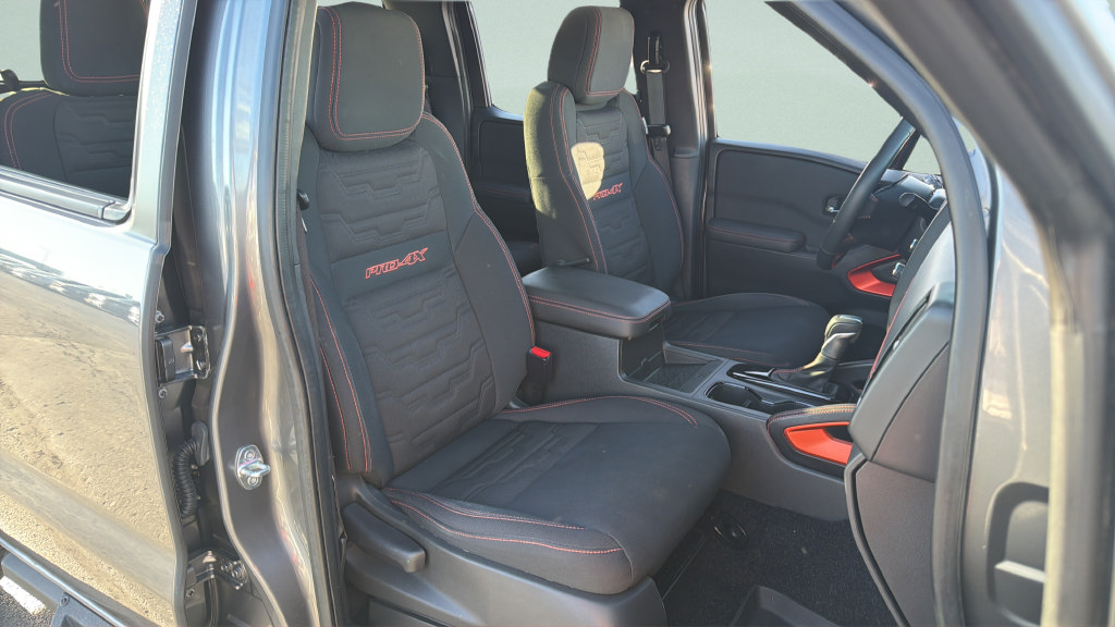 Used 2024 Nissan Frontier PRO-4X w/ Pro Convenience Package AWD/4WD image 19
