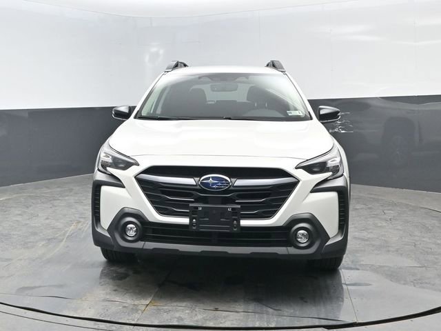 Used 2025 Subaru Outback Premium AWD/4WD image 18