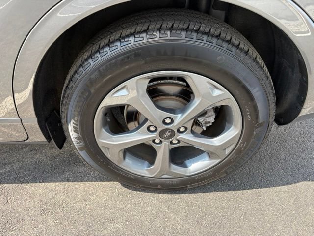 Certified 2024 Ford Escape ST-Line w/ Tech Pack #1 AWD/4WD image 11