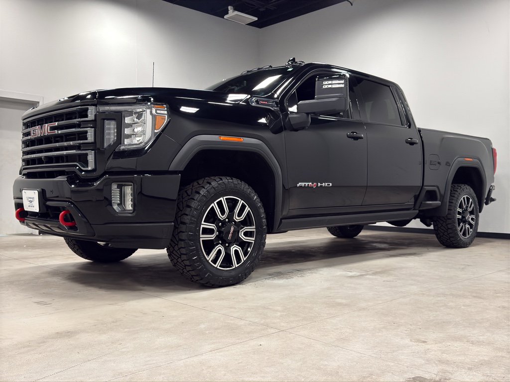 Used 2022 GMC Sierra 2500 AT4 w/ AT4 Preferred Package image 4