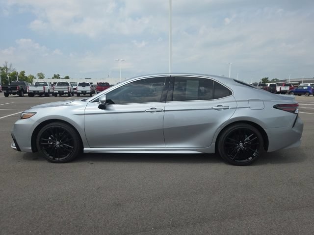 Used 2024 Toyota Camry XSE FWD image 12