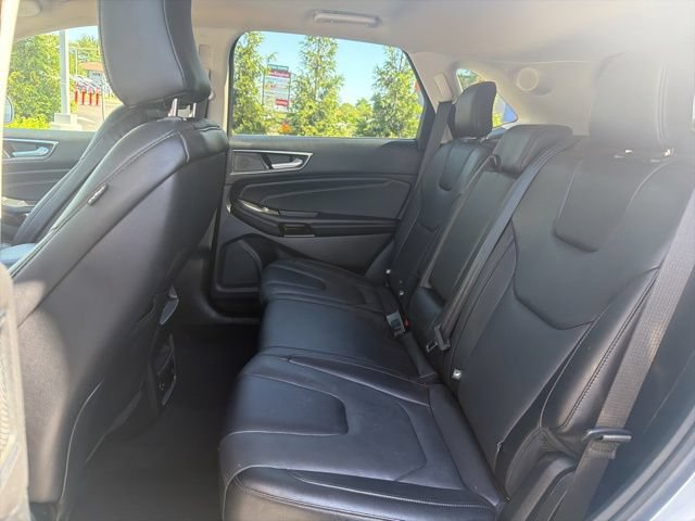 Certified 2022 Ford Edge Titanium AWD/4WD image 14