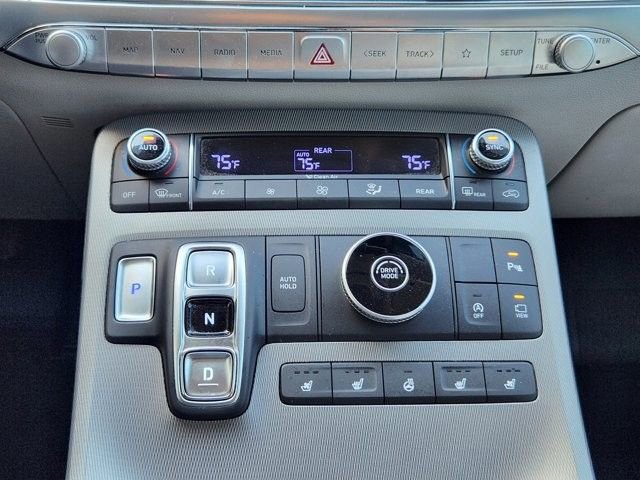 Used 2022 Hyundai Palisade Calligraphy image 17