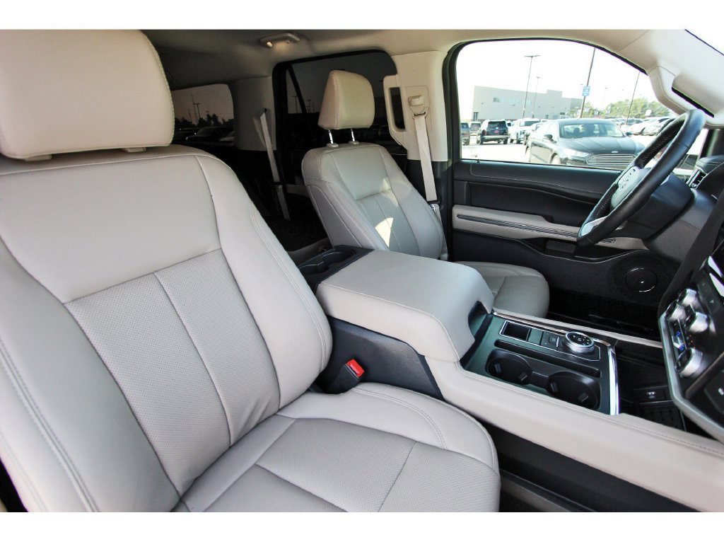 Certified 2024 Ford Expedition Max XLT RWD image 35