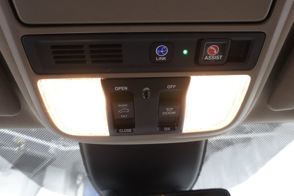 Used 2023 Honda Odyssey Touring image 35
