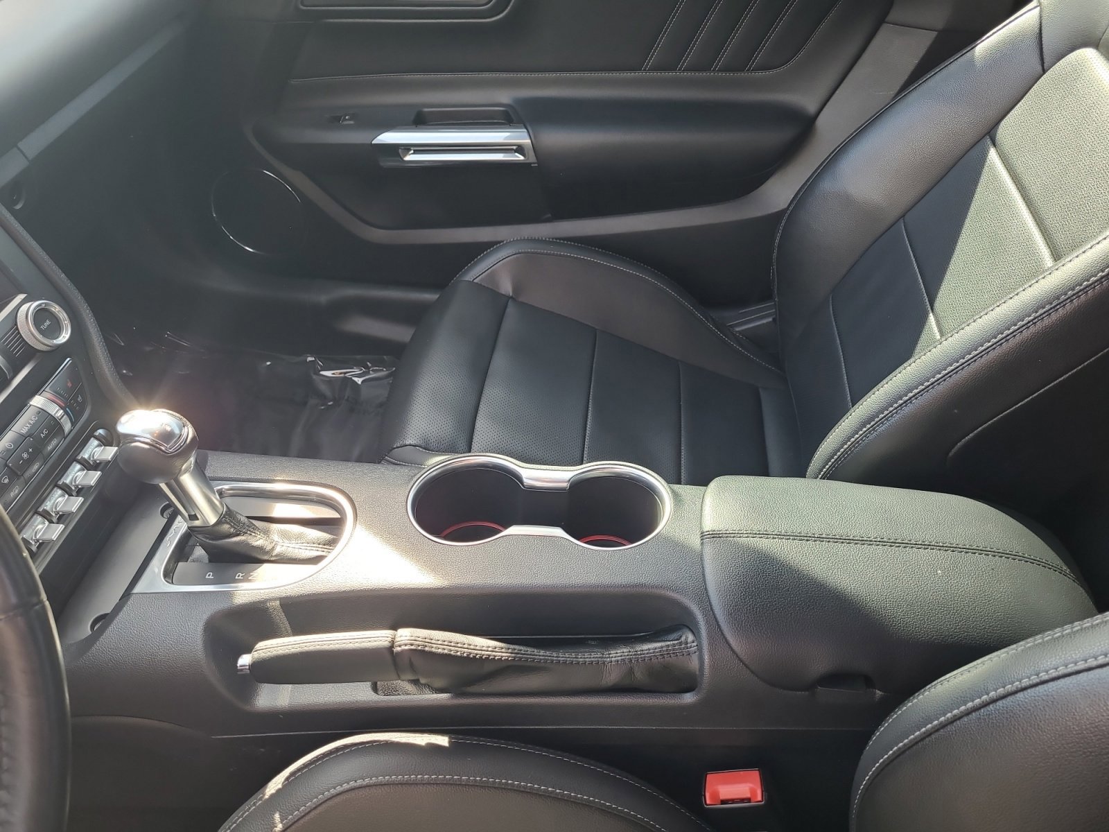 Certified 2022 Ford Mustang Premium image 15