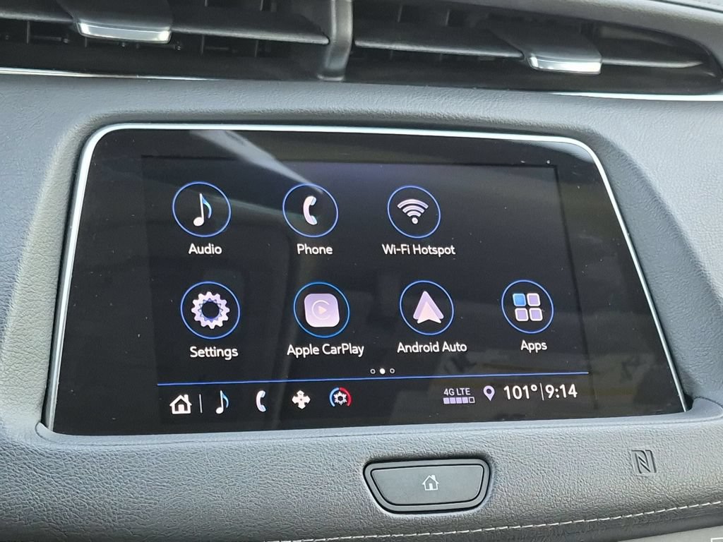 Used 2019 Cadillac XT4 Luxury w/ Cold Weather Package FWD image 16