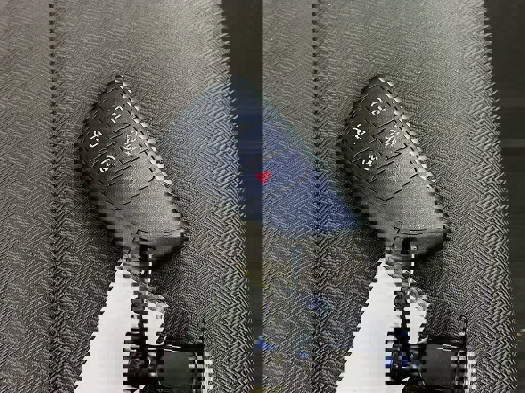 Used 2022 Chevrolet Silverado 1500 Custom image 24