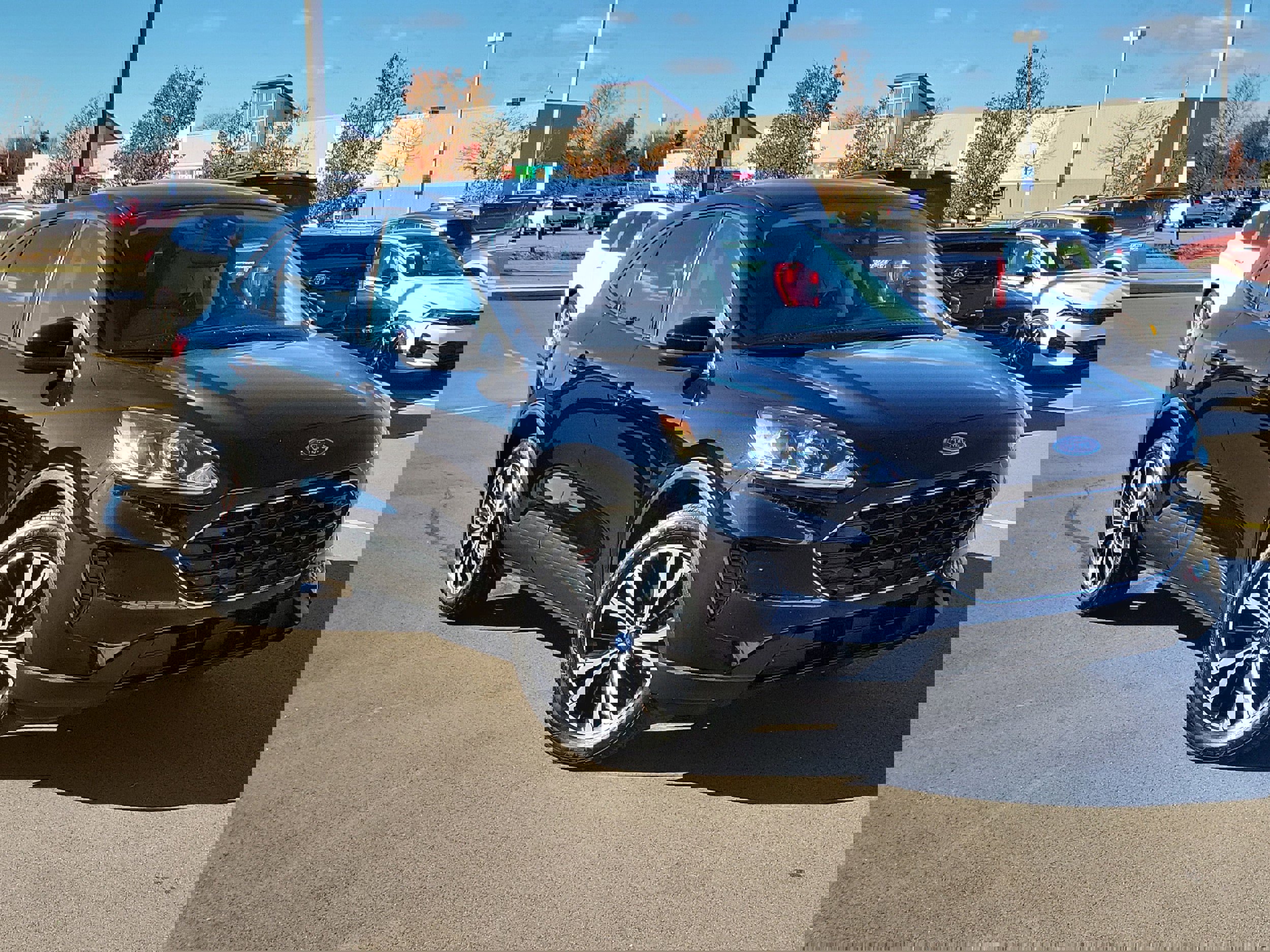 Certified 2022 Ford Escape SE w/ SE Sport Appearance Package image 33